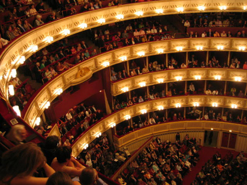 vienna-opera-house