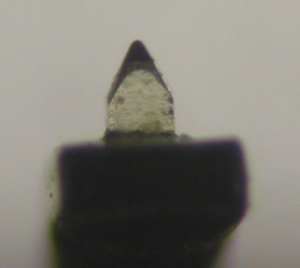 clean stylus needle tip