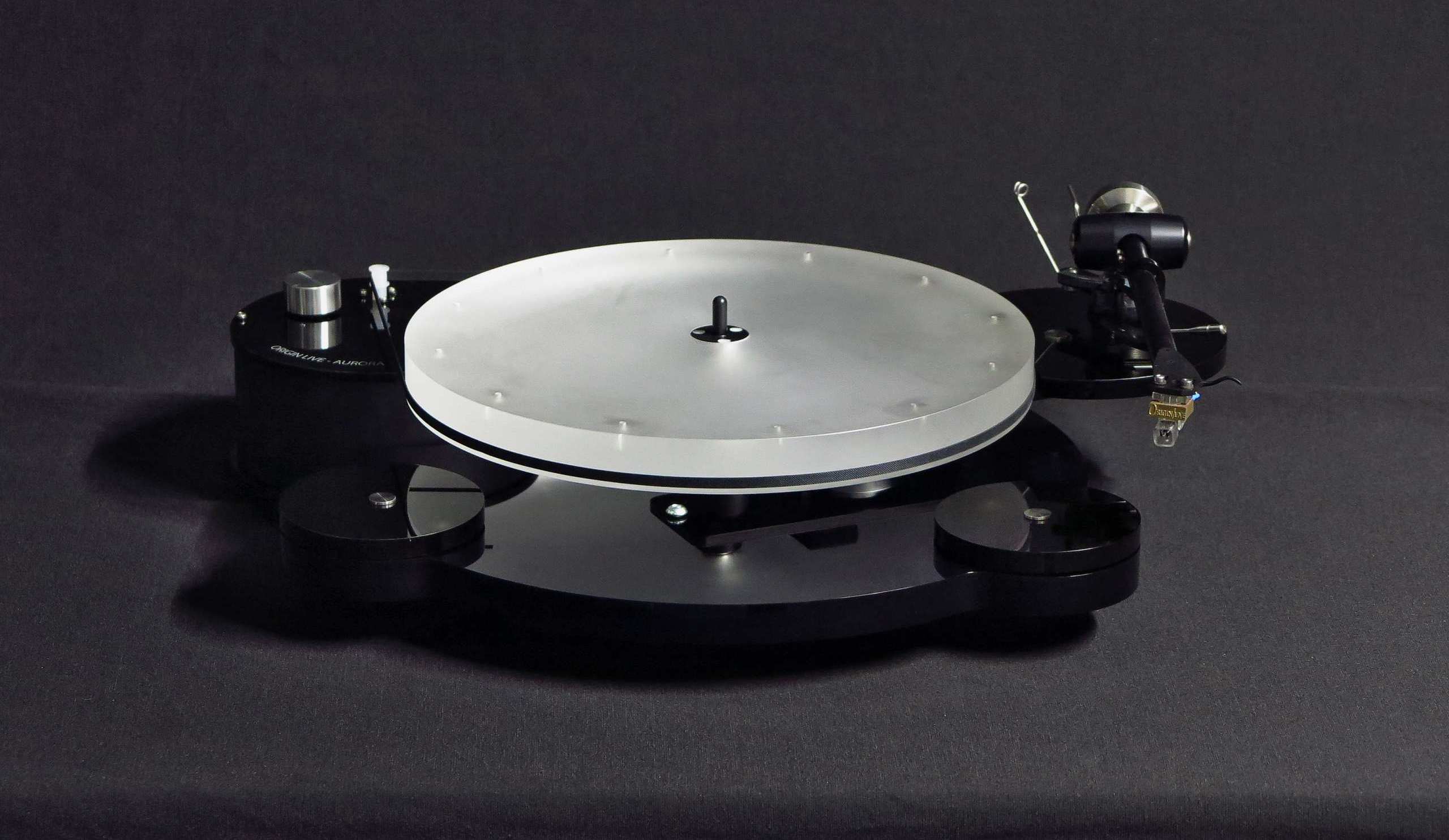 Origin Live Aurora Turntable for Analogue audio vinyl playback with onyx tonearm