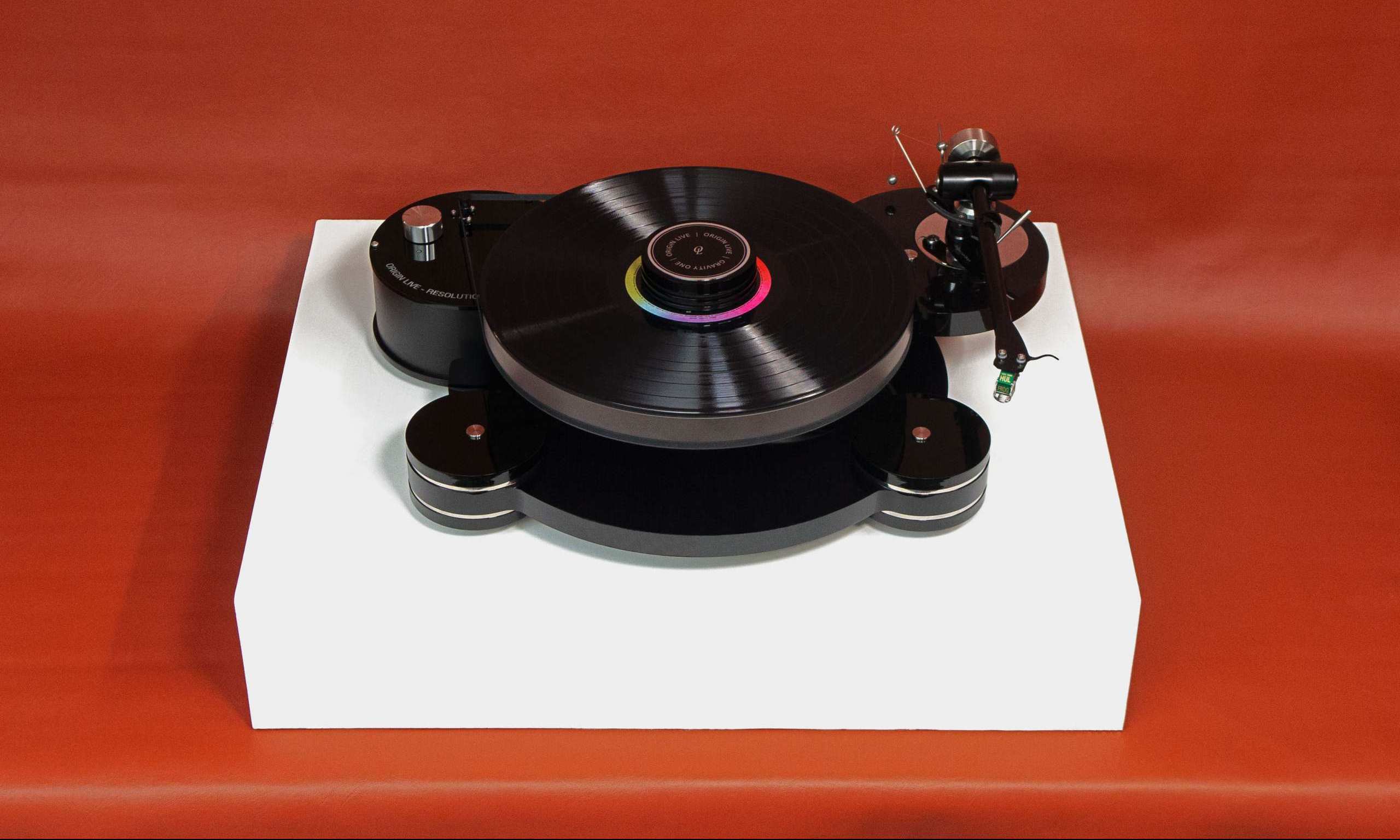 Origin Live Hi-Fi Resolution Turntable for analogue audio vinyl playback fitted with onyx tonearm and gravity one record weight