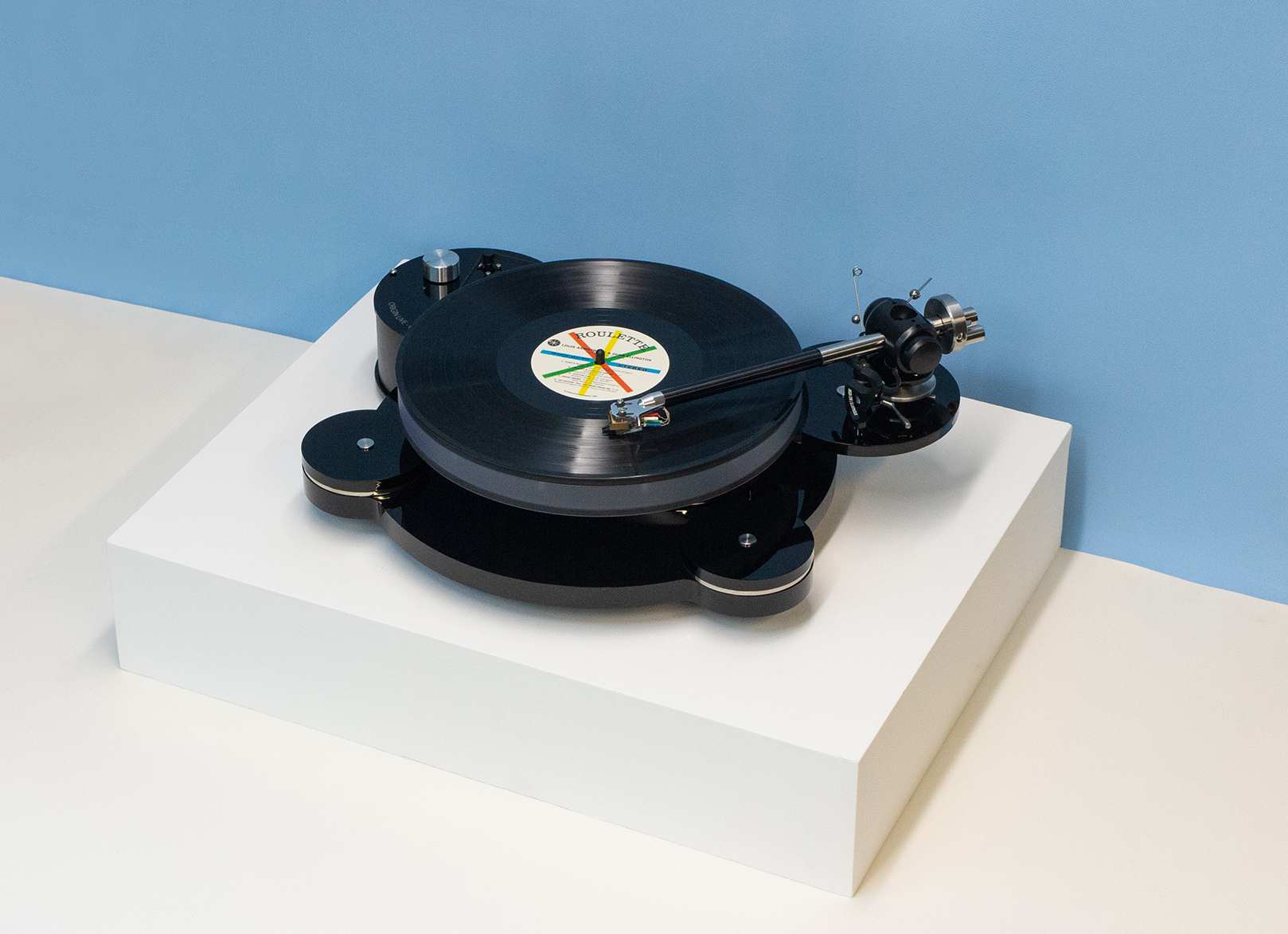 Calypso Turntable budget audiophile high end award winning turntable rega linn pro-ject