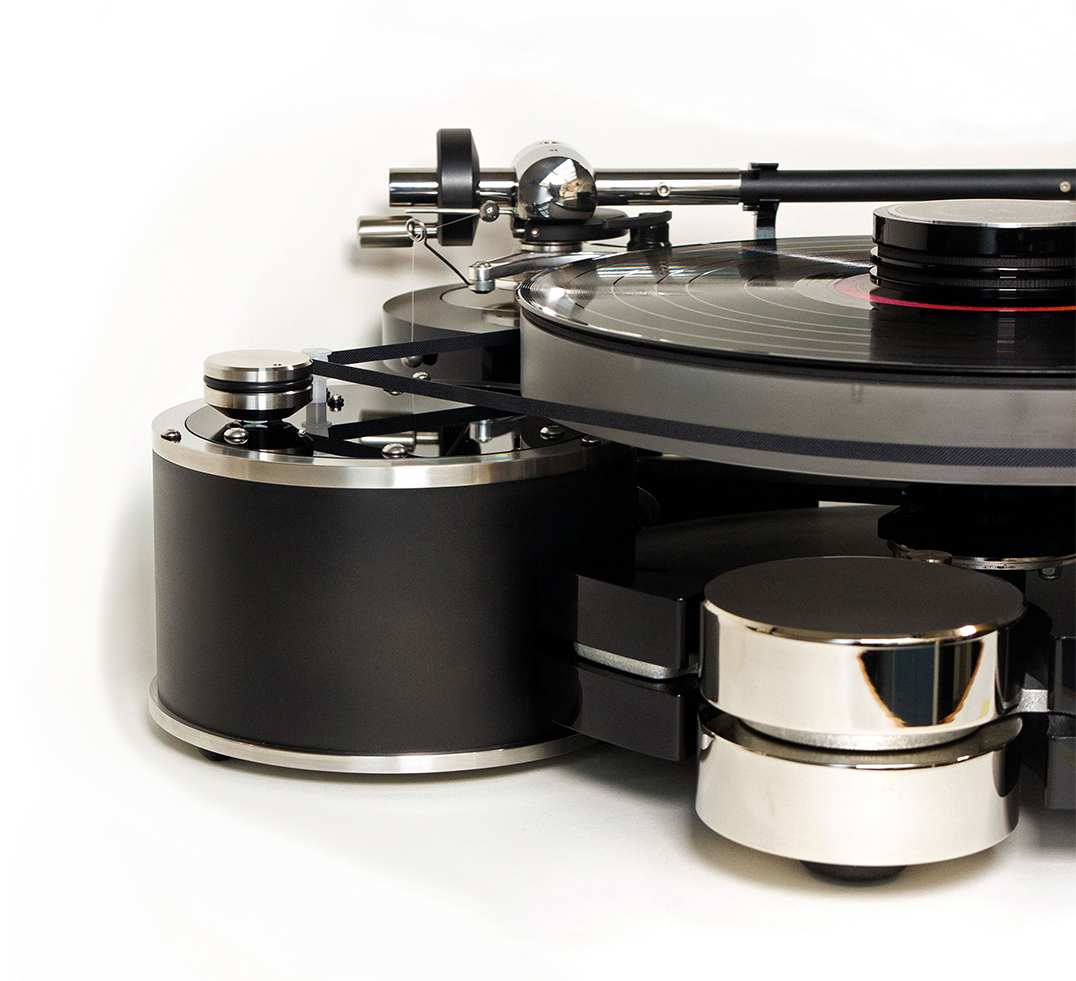 Side View Sovereign Motor Pod with Agile and Onyx Tonearms