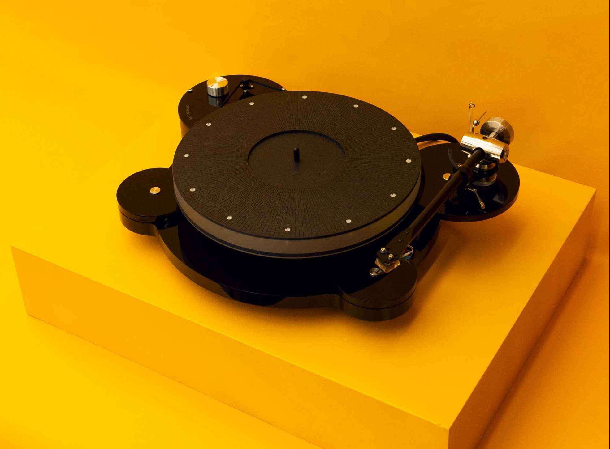 Swift Turntable by Origin Live what hi-fi? which best buy high performance record player under £2500
